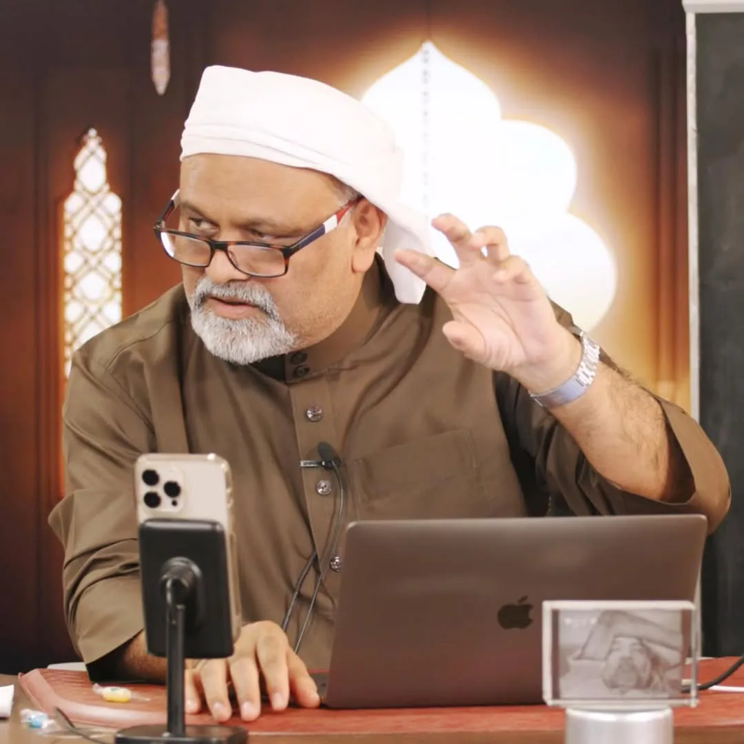 Younus AlGohar hosting a live session on ALRA TV